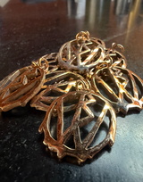 BW MEDALLION